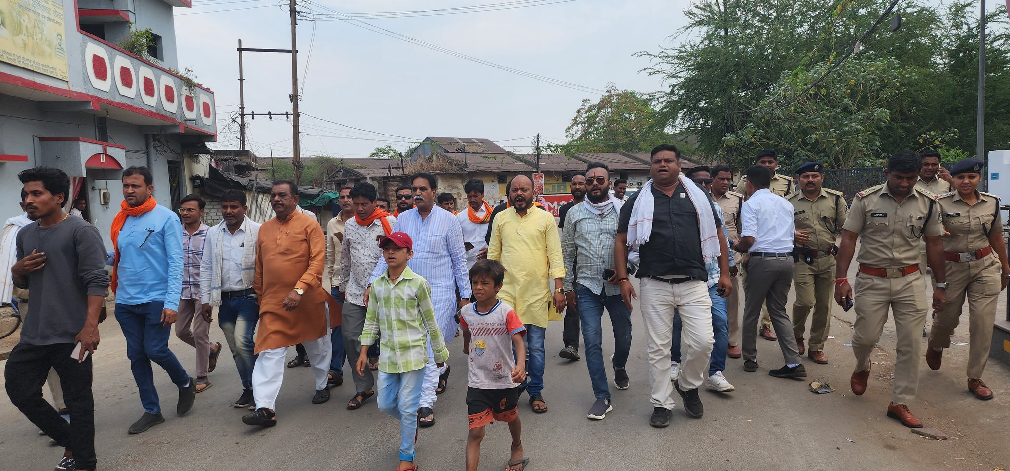 Police picked up BJP councillors: Rajesh Munat said - We are not against Bhent Mulakat