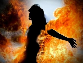 Crazy lover burnt his girlfriend in Raipur